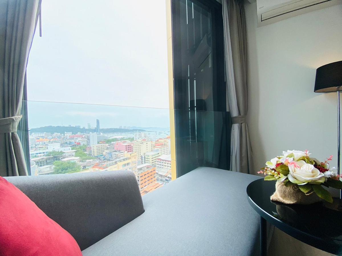 Edge Central Pattaya Vip Condo Екстериор снимка