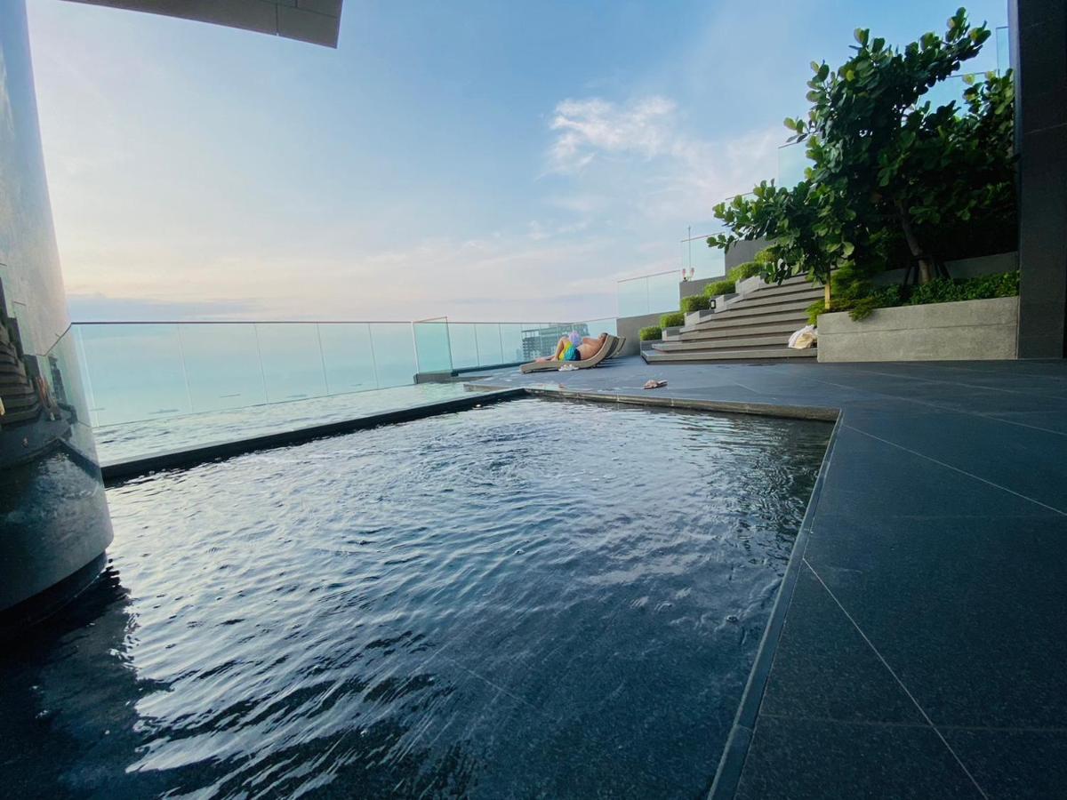 Edge Central Pattaya Vip Condo Екстериор снимка